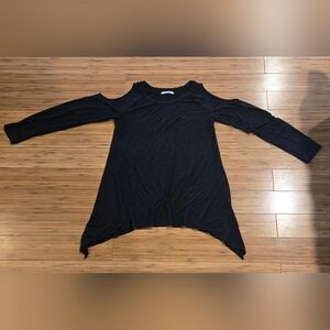 Adreamly Black Cold Shoulder Top